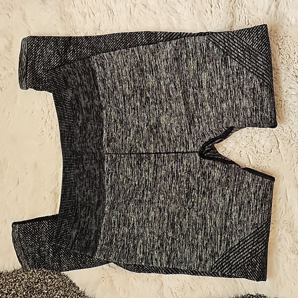 Fabletics Mid Rise Seamless Rib Leggings - Picture 2 of 6